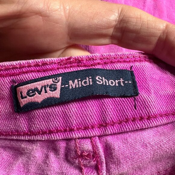 Levi’s Girls 6 Pink Heart Denim Midi Shorts — Roll Cuff, Adjustable Waist - Picture 9 of 12